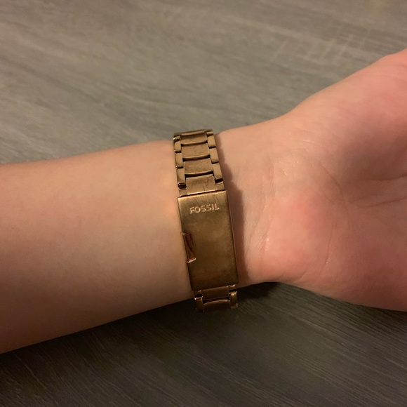 Fossil watch ⏱ - Picture 4 of 6